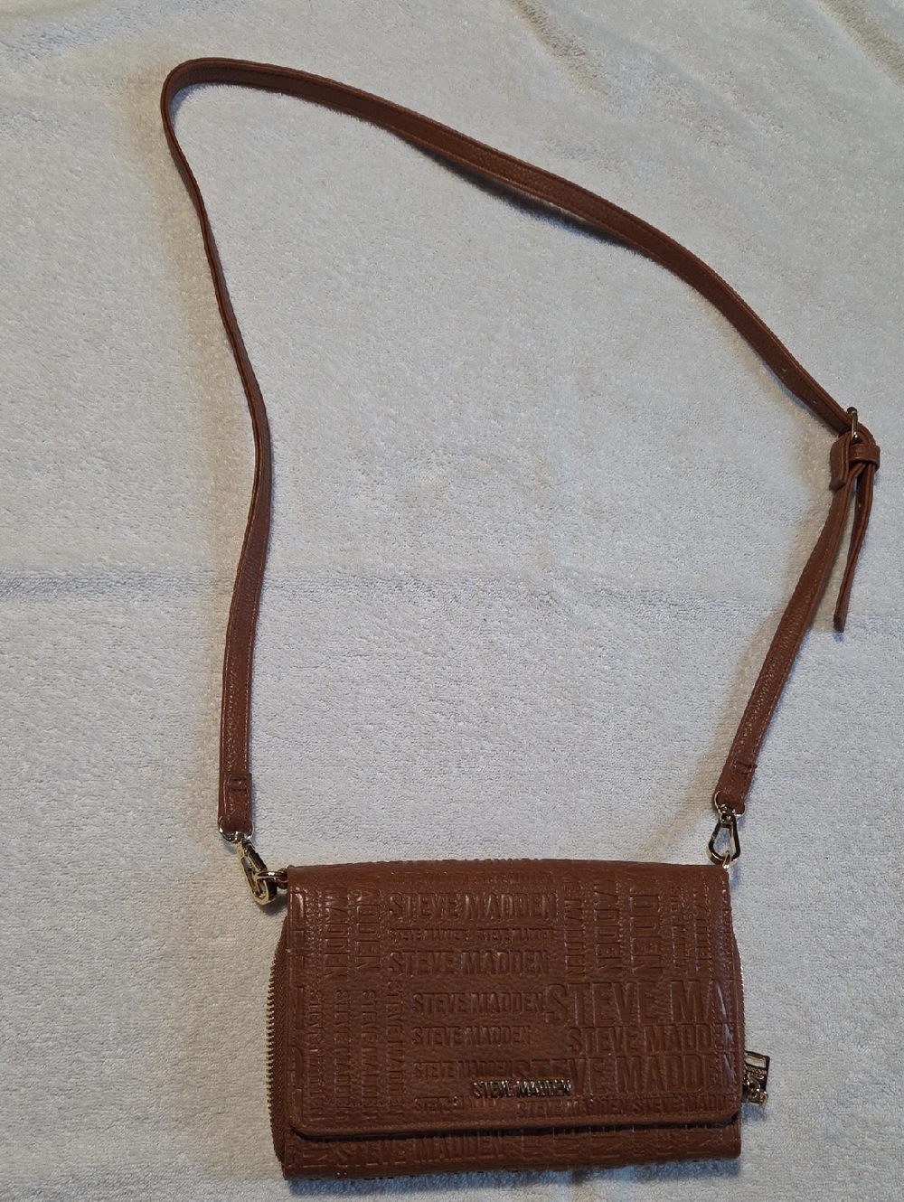 Steve Madden Brown Embossed Crossbody Wallet Bag